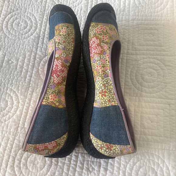 KEEN Women's Landcaster Shoe Floral Pattern Slip-On Flats Size 9.5 - Picture 6 of 10